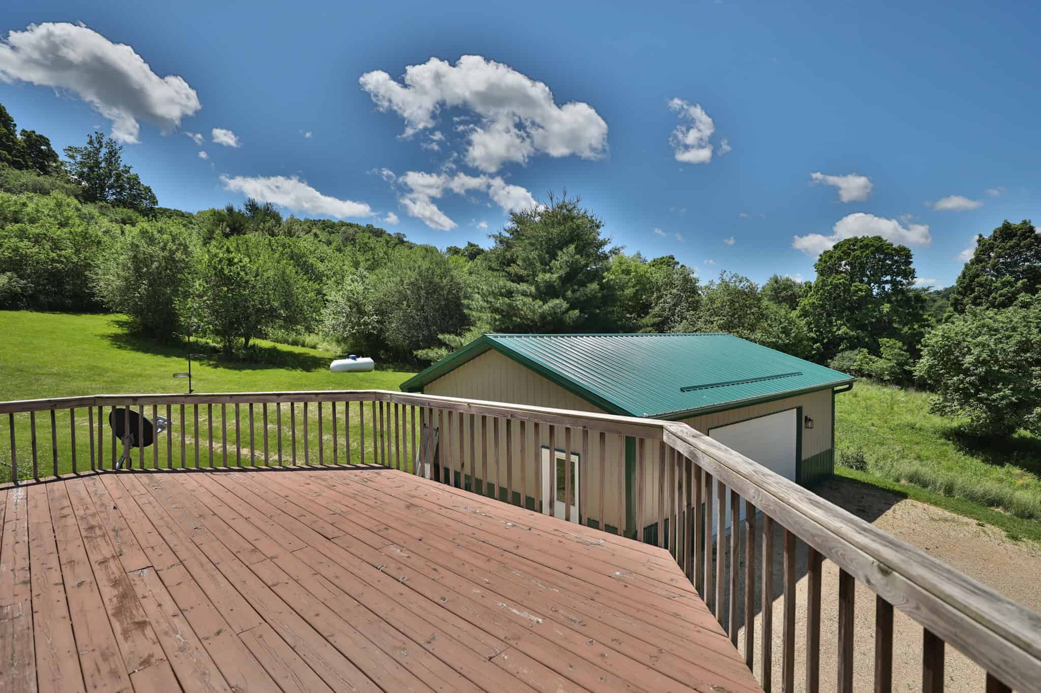 Scenic Country Home & Trophy Whitetail Retreat Near Wildcat Mountain State Park – 21.78 Acres in Vernon County, Wisconsin