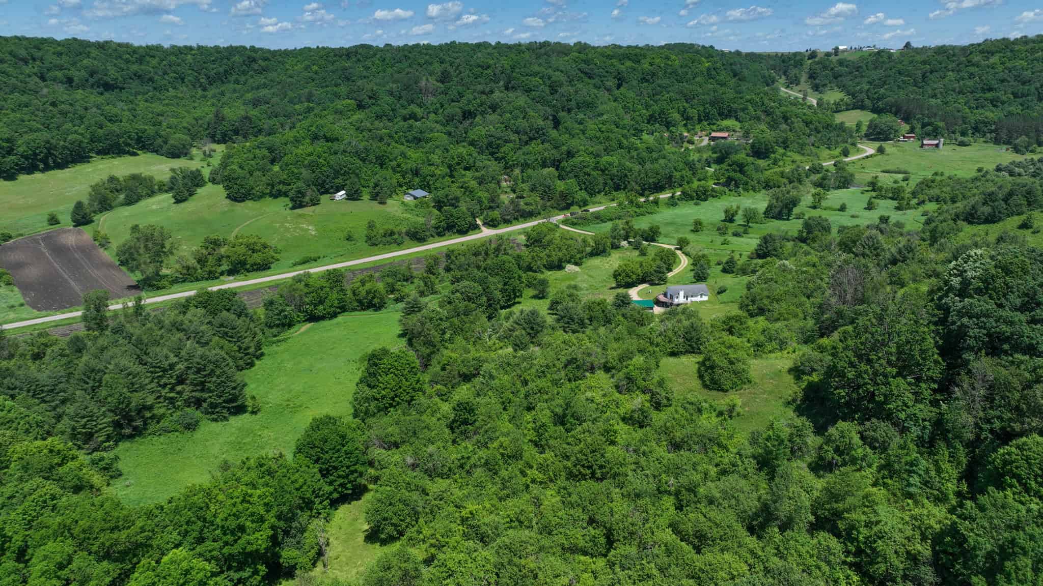 Scenic Country Home & Trophy Whitetail Retreat Near Wildcat Mountain State Park – 21.78 Acres in Vernon County, Wisconsin