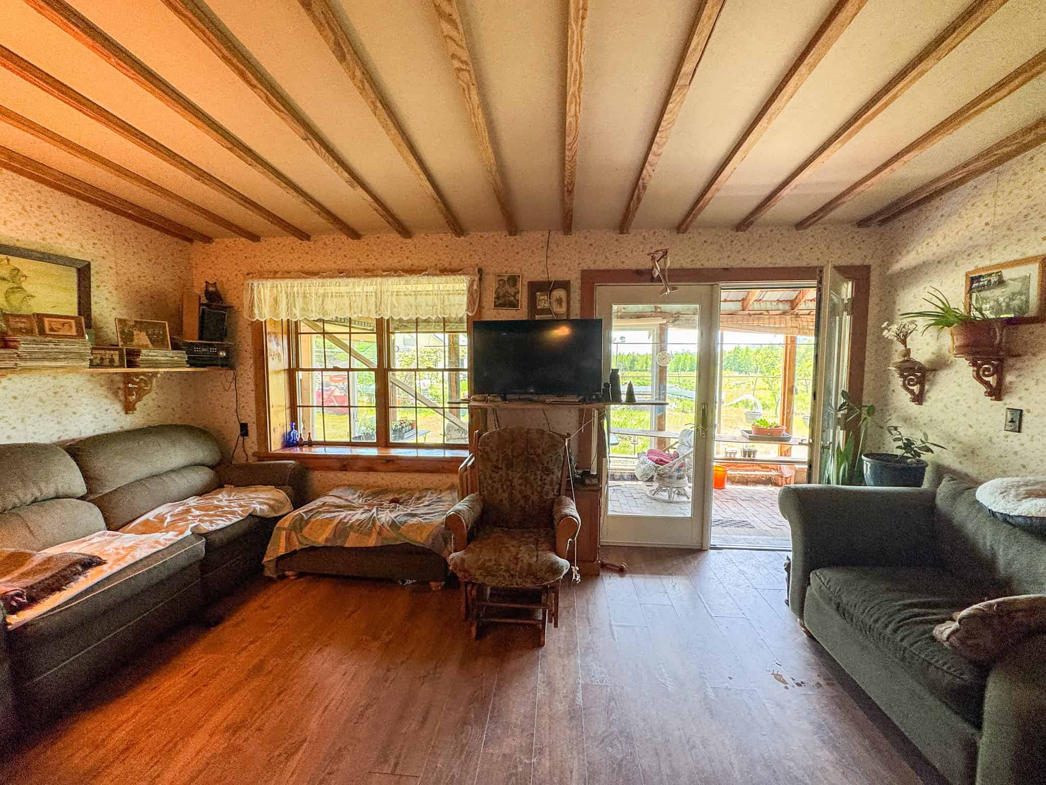 Unique Eco Friendly Home on 18.7 Acres – Waterford, Maine