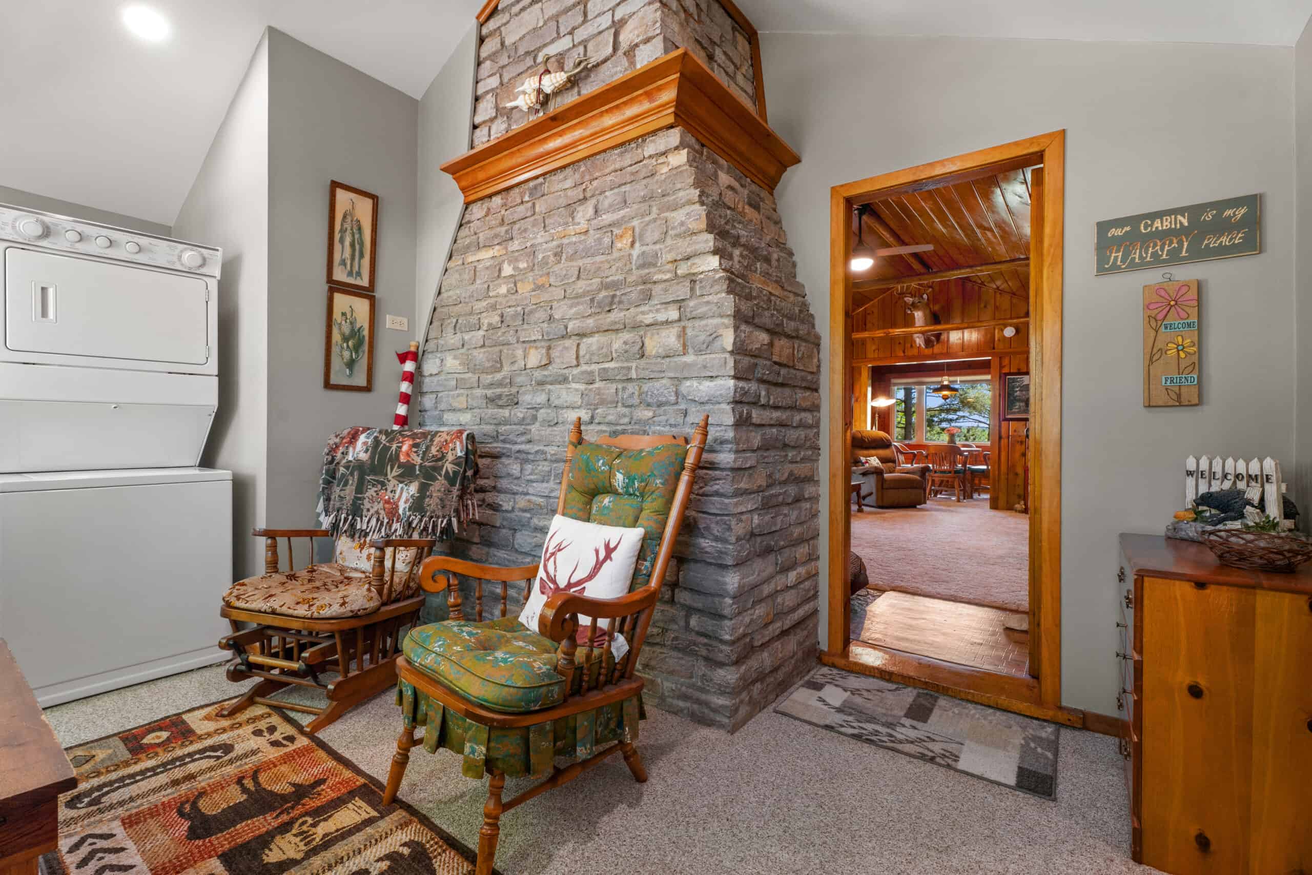 Classic Canada Creek Ranch Log Cabin with Lake Geneva Views