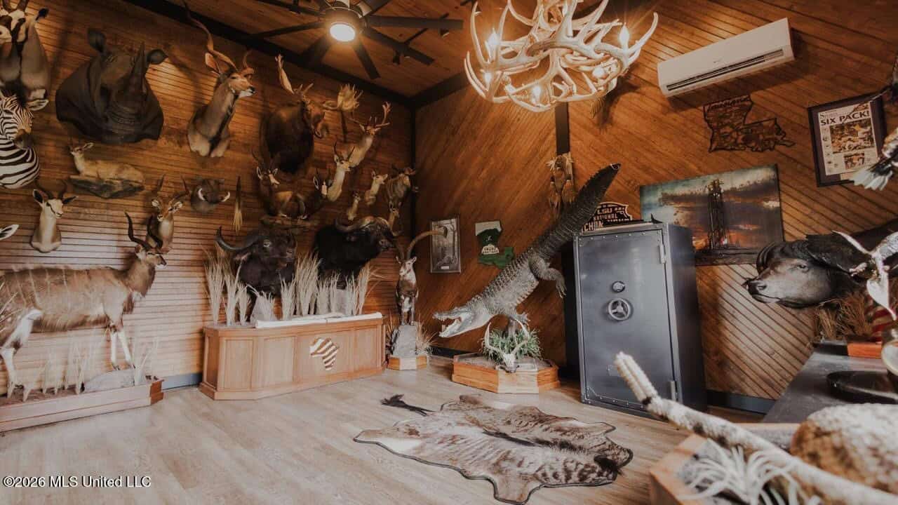 958± Acre High-Fence Ranch in Oakdale, Louisiana