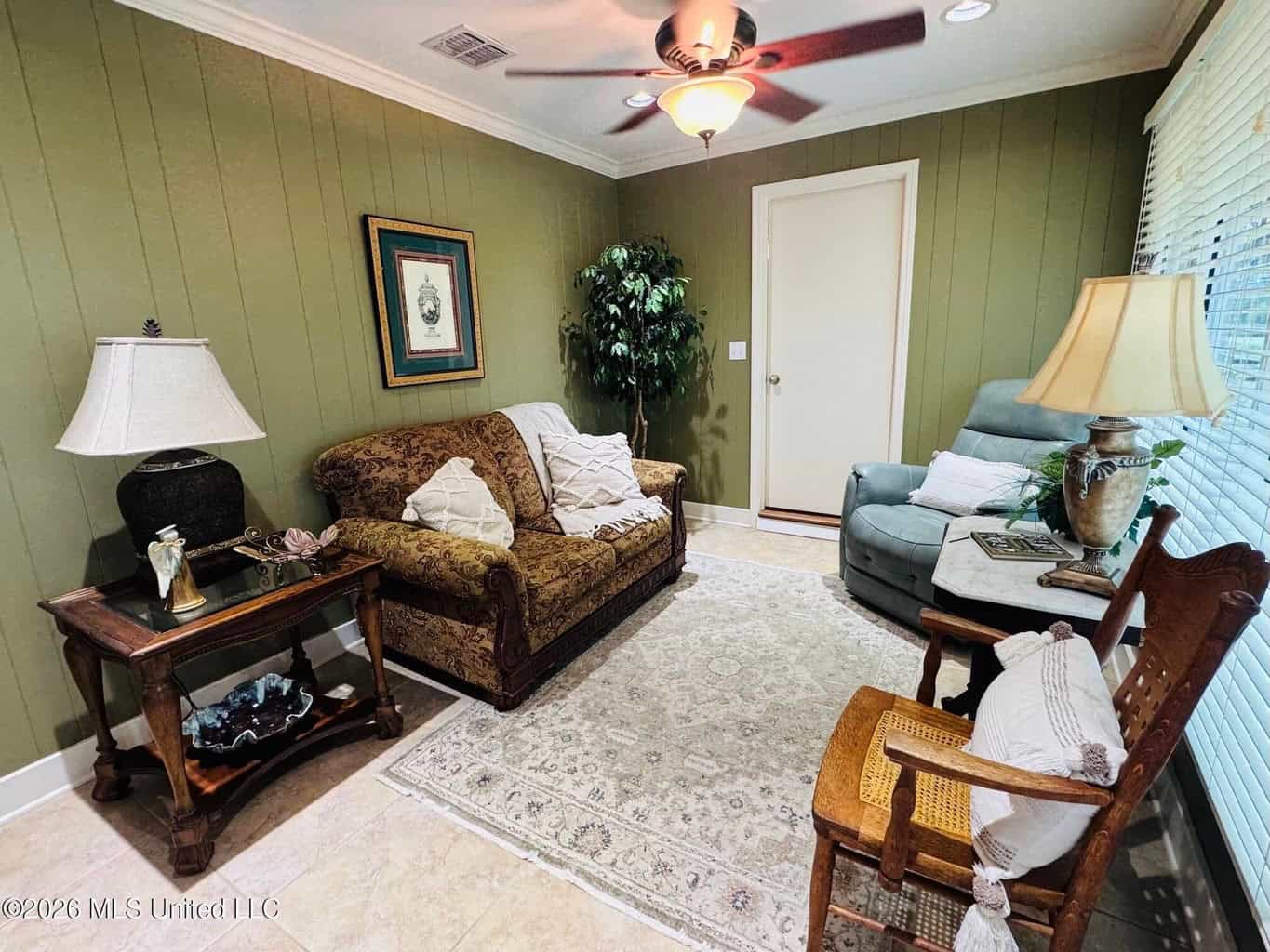 Gillsburg MS Farmhouse Estate on 99 Acres