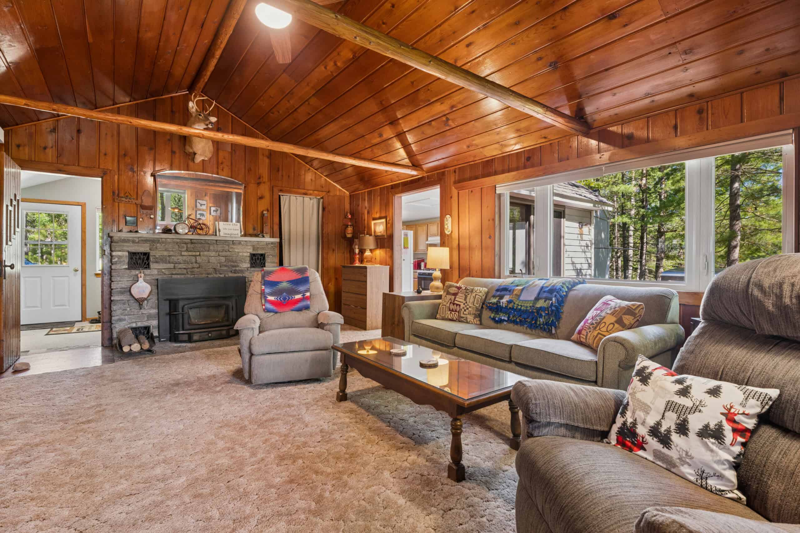 Classic Canada Creek Ranch Log Cabin with Lake Geneva Views