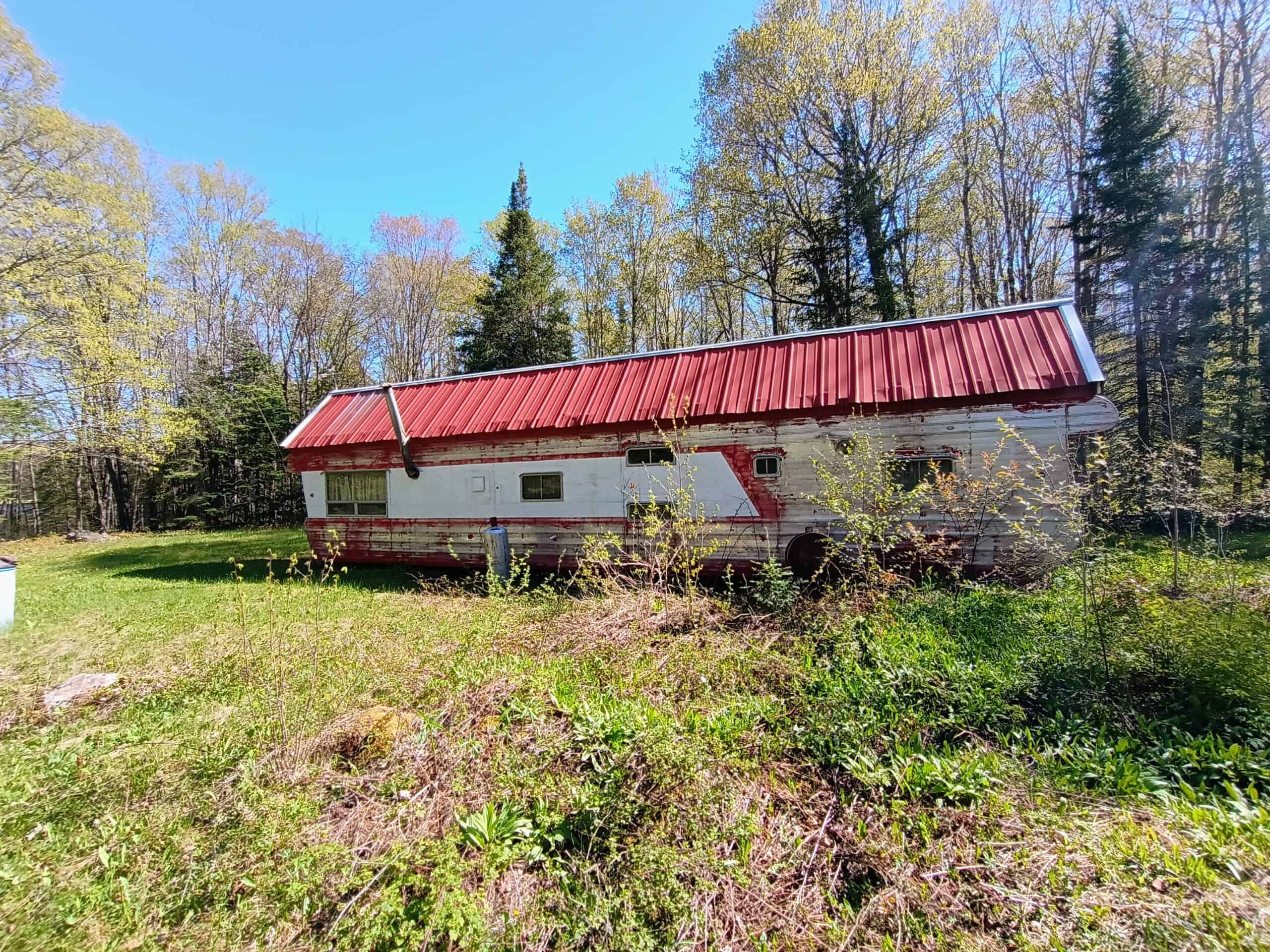 40 Acres Surrounded by 300,000 Acres of Public Land