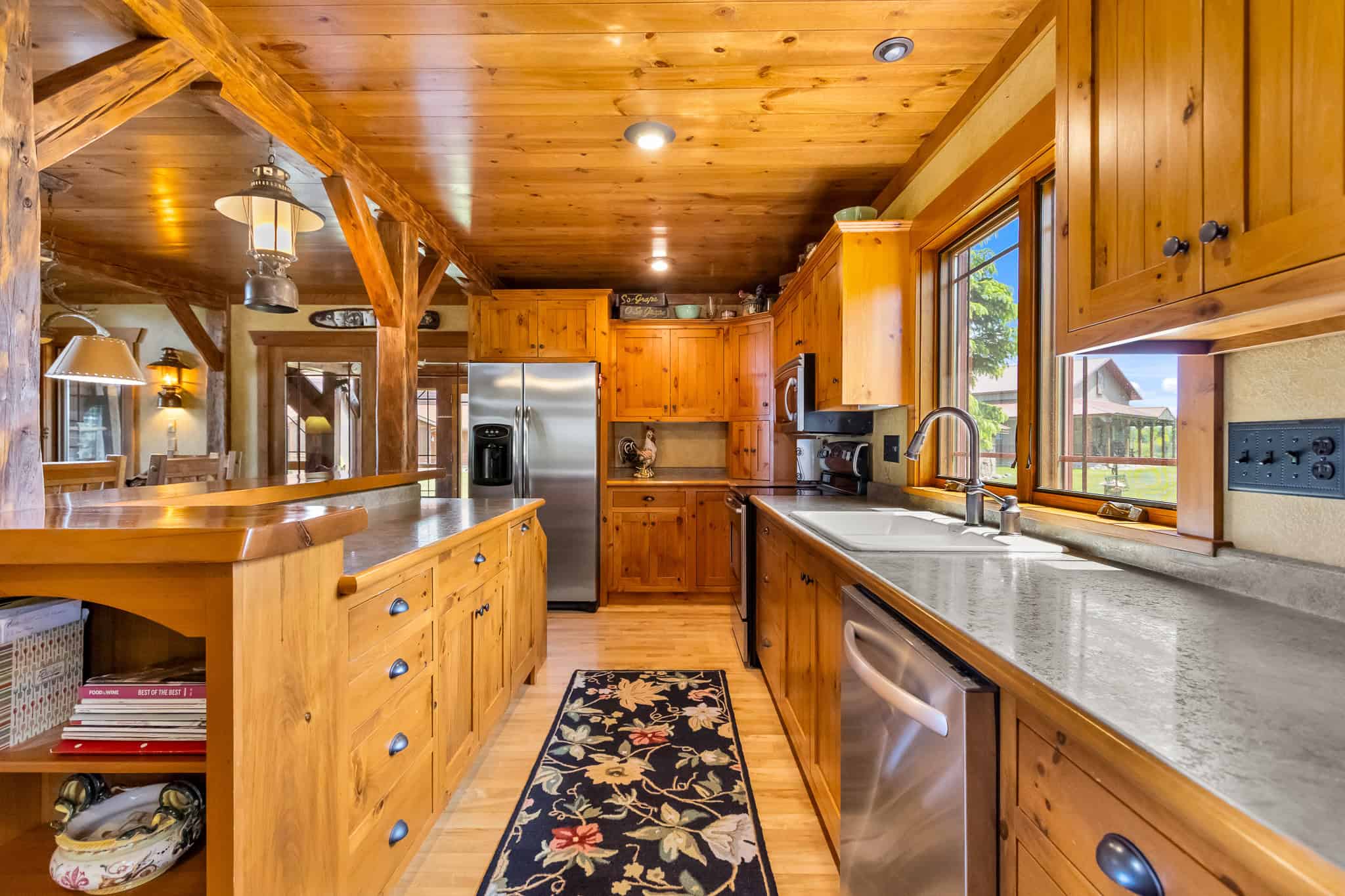274 ± Acre Luxury Ranch & Hunting Estate | Butternut, WI