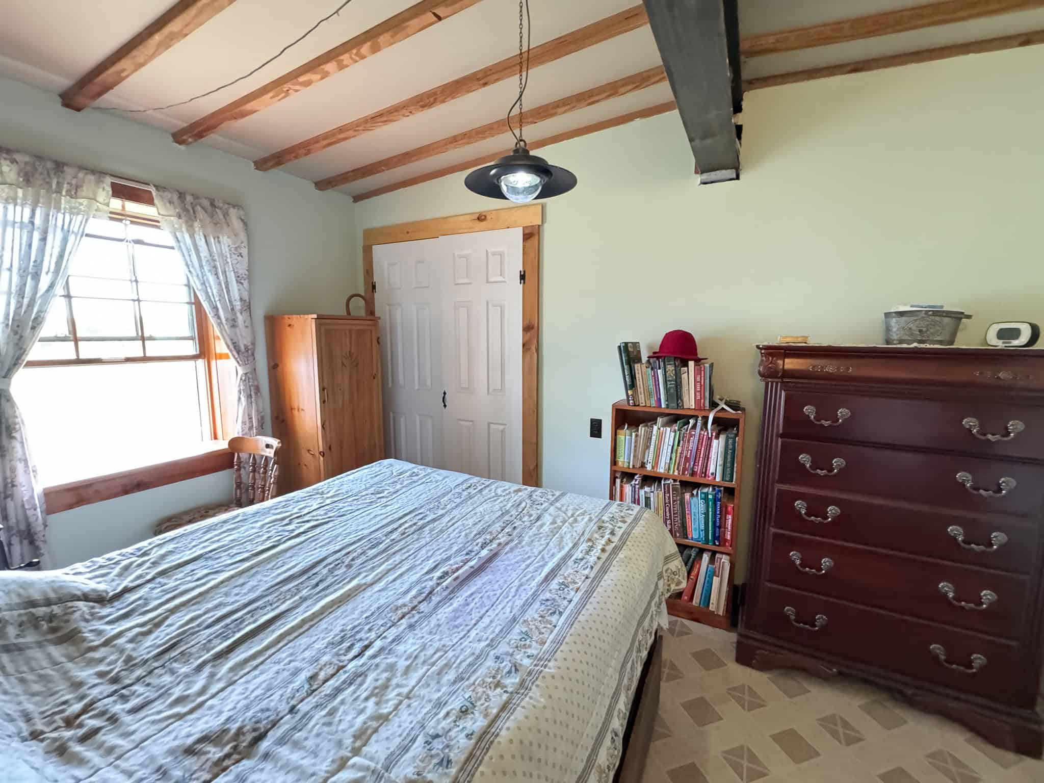 Unique Eco Friendly Home on 18.7 Acres – Waterford, Maine