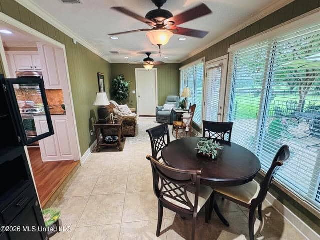 Gillsburg MS Farmhouse Estate on 72 Acres