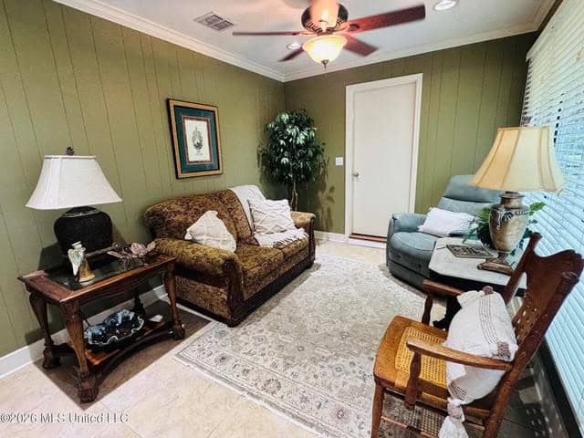 Gillsburg MS Farmhouse Estate on 72 Acres