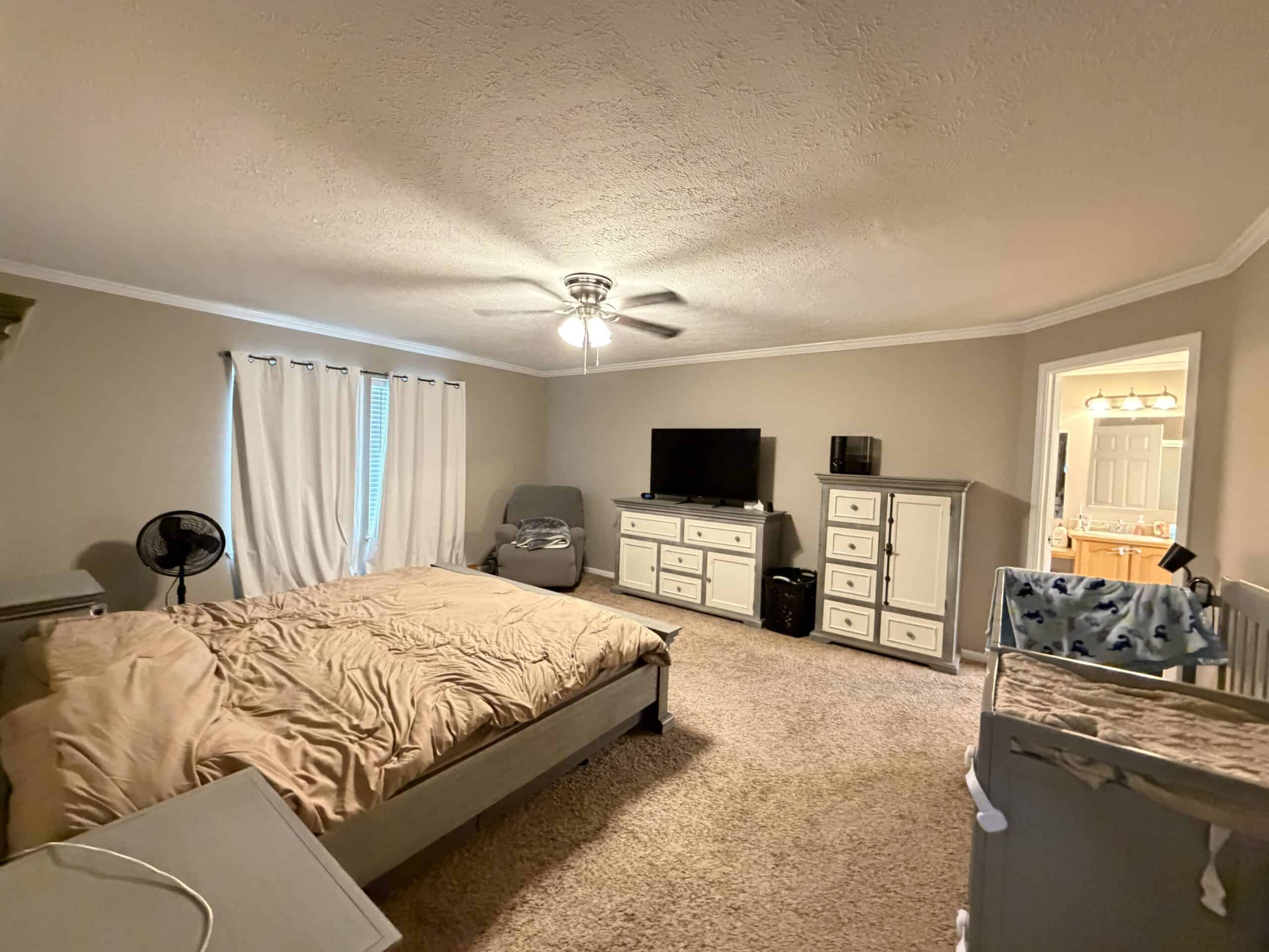 Ozark Homestead and Land for Sale in Salem, MO