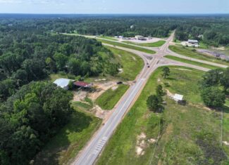 21.4 Acres For Sale at the Intersection of Hwy 84 & Hwy 33 Franklin County Mississippi