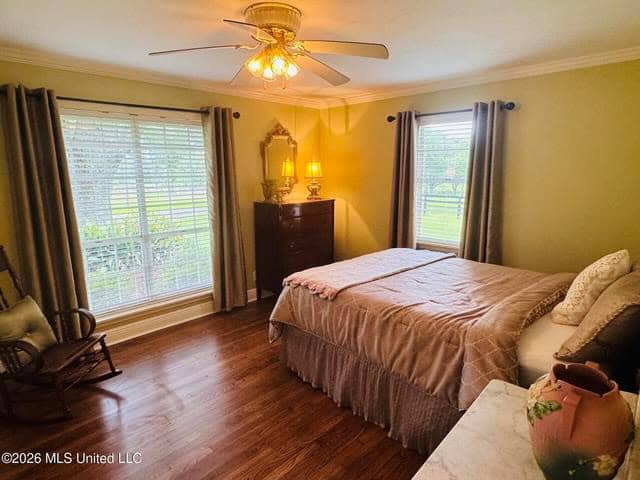 Gillsburg MS Farmhouse Estate on 72 Acres