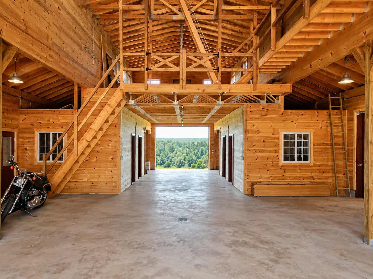 274 ± Acre Luxury Ranch & Hunting Estate | Butternut, WI