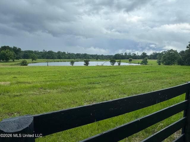 Gillsburg MS Farmhouse Estate on 72 Acres