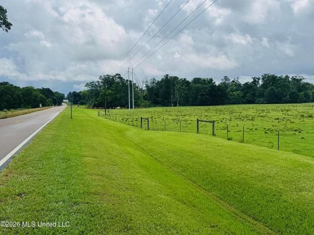 Gillsburg MS Farmhouse Estate on 72 Acres