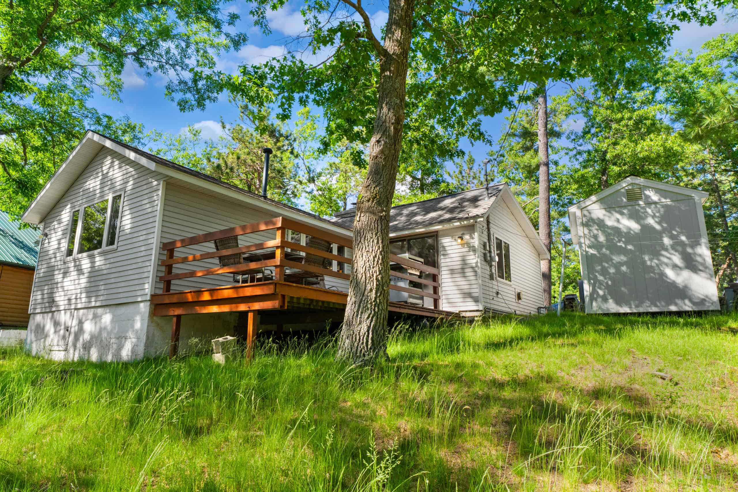 Classic Canada Creek Ranch Log Cabin with Lake Geneva Views