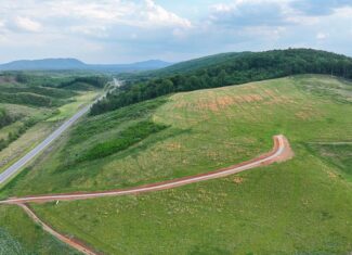 Big Hill: A Hunter’s Paradise with Mountain Views