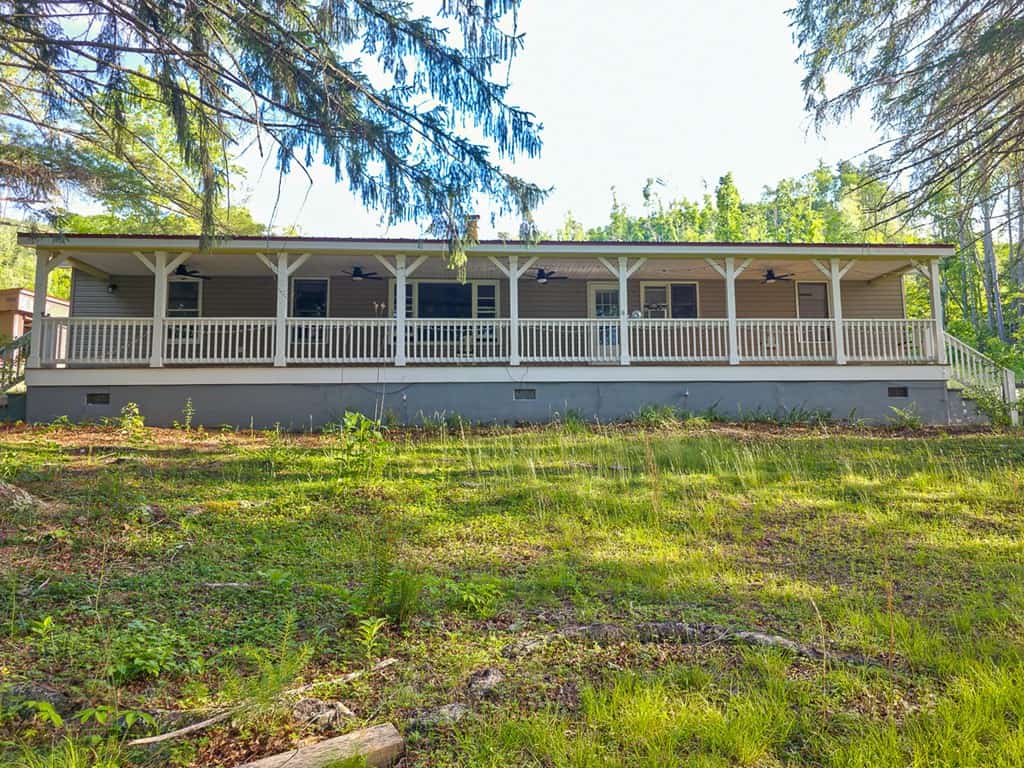 BIG ACREAGE, TRAILS, WILDLIFE!