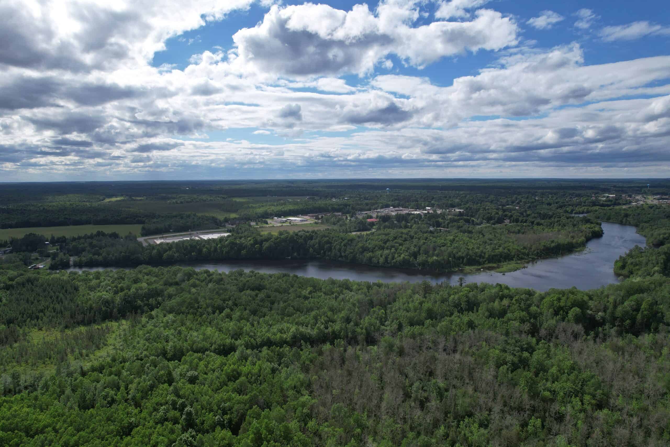 58 ± Acres Near Park Falls With Whitetail Hunting