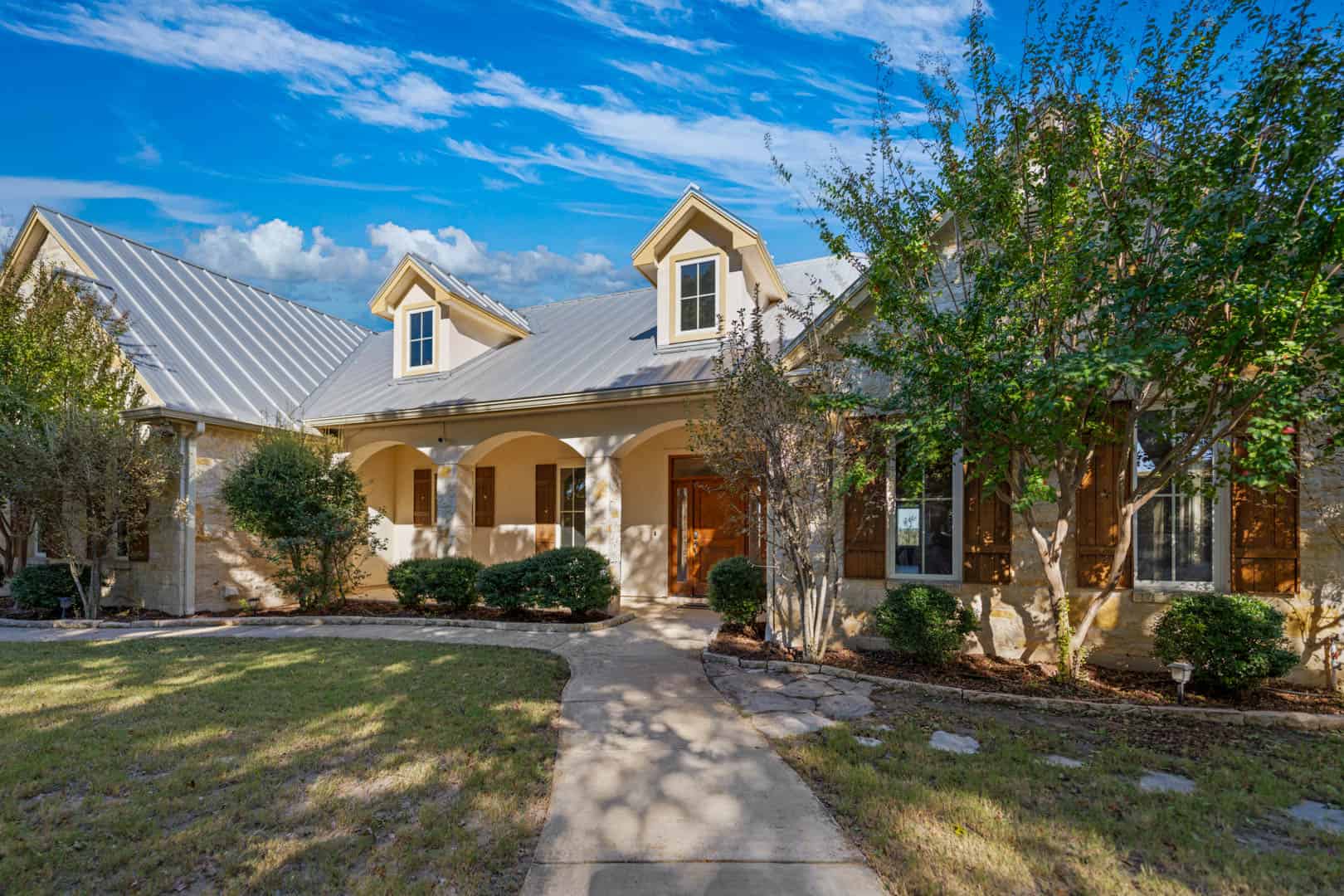 Luxury Hill Country Home with Acreage to Hunt