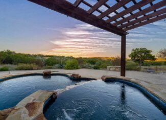 Luxury Hill Country Home with Acreage to Hunt