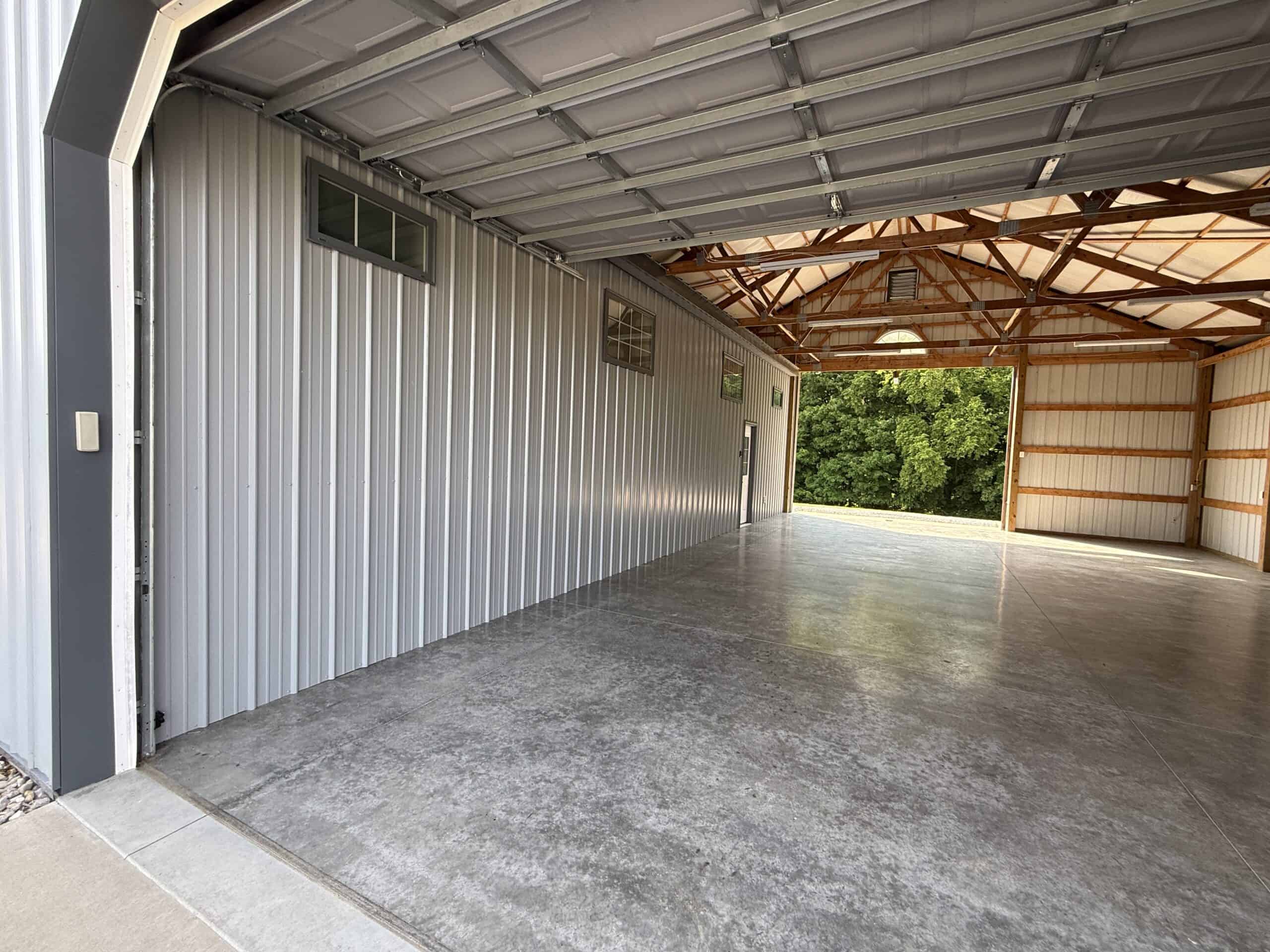 Barndomimium, RV Hook-Up & 11 Acres adjacent to Green River Lake Campbellsville, KY 42718