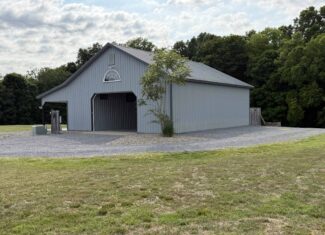 Barndomimium, RV Hook-Up & 11 Acres adjacent to Green River Lake Campbellsville, KY 42718