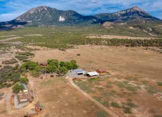 Elk Vista Ranch: Mountain Home & Acreage For Sale in Paonia, CO