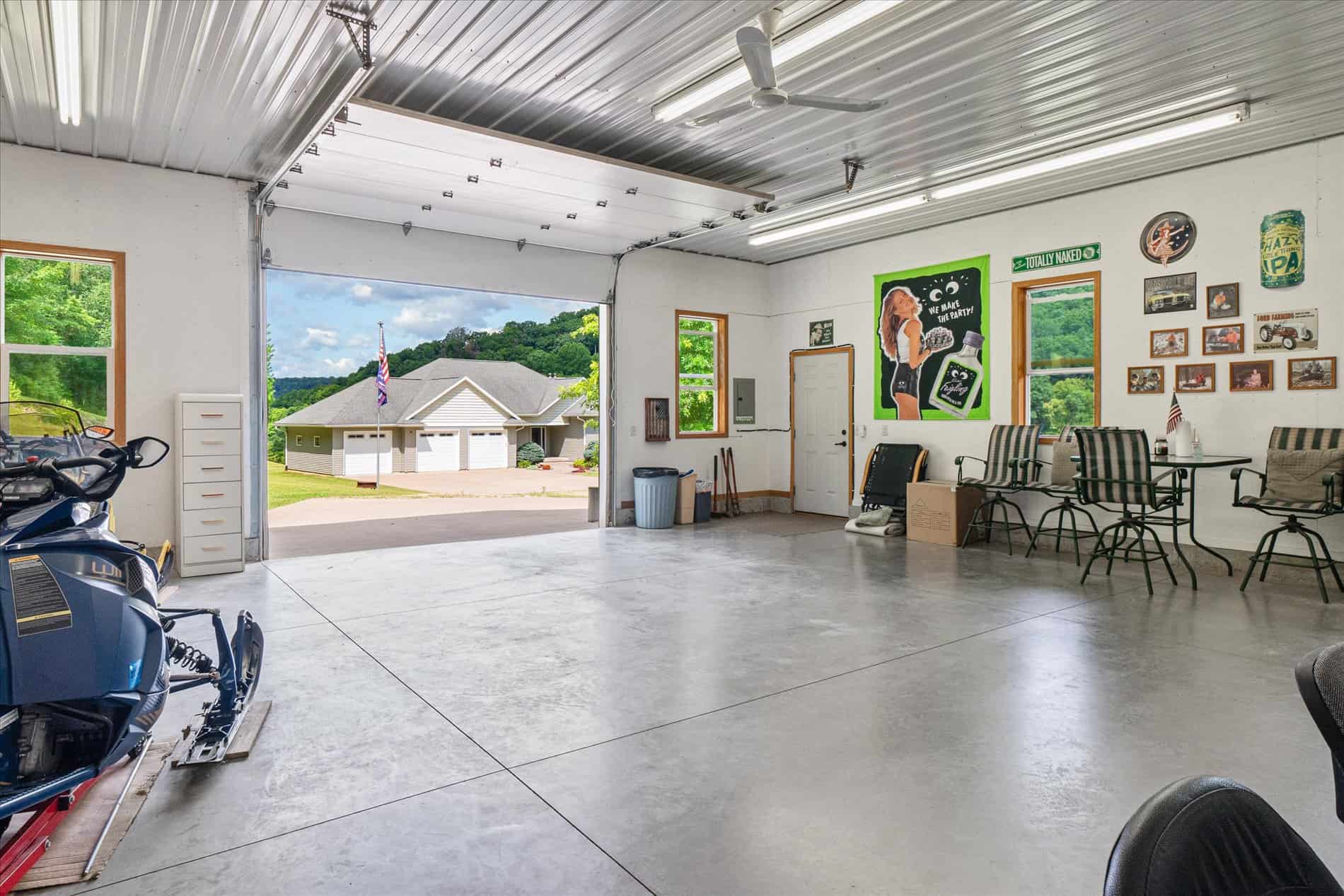 Luxury Vernon County Estate on 141 Acres with Organic Farmland, Views & Hunting