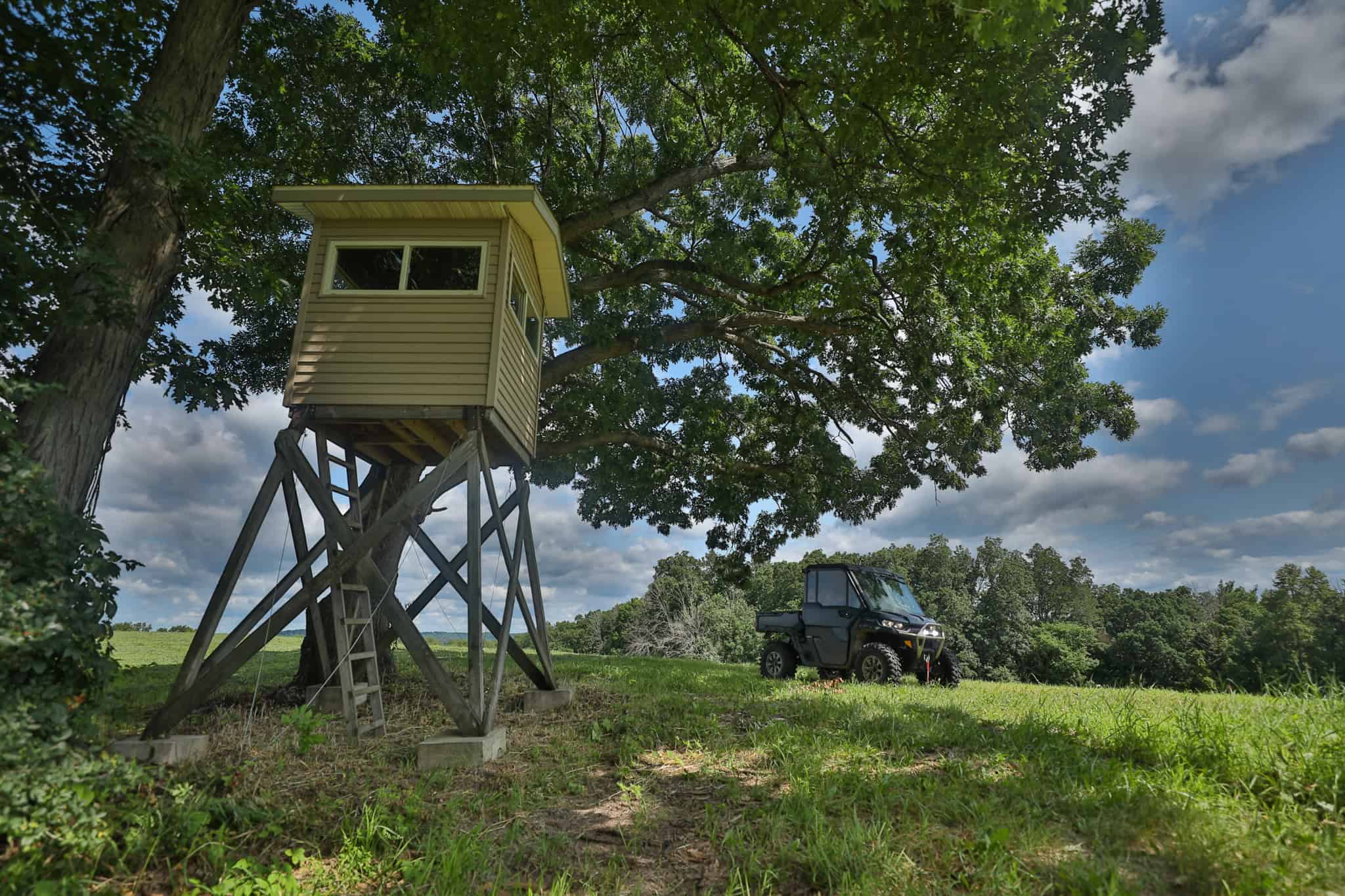 Luxury Vernon County Estate on 141 Acres with Organic Farmland, Views & Hunting