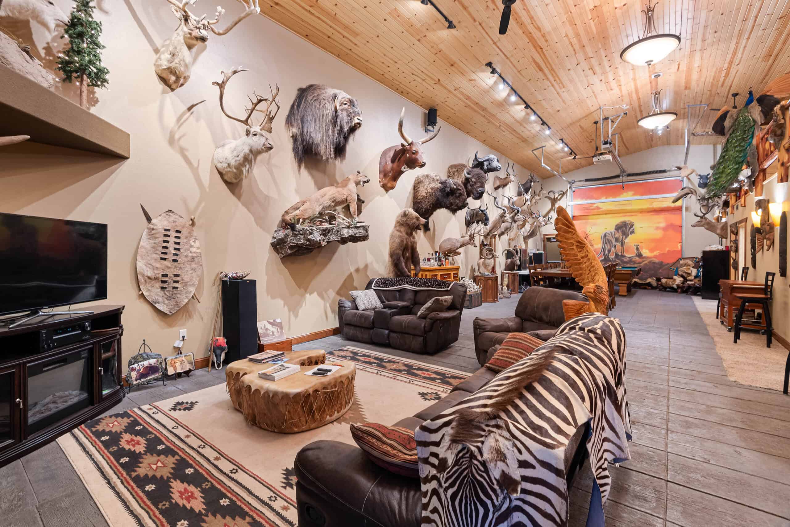 Established Kansas Outfitting Business with Lodge For Sale