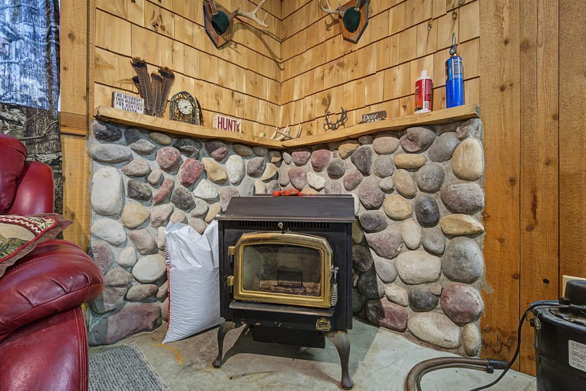 47± Acre Hunting Property with Cabin | Vernon County, Wisconsin