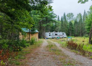 29.5 Acre Private Lot – Springfield, Maine