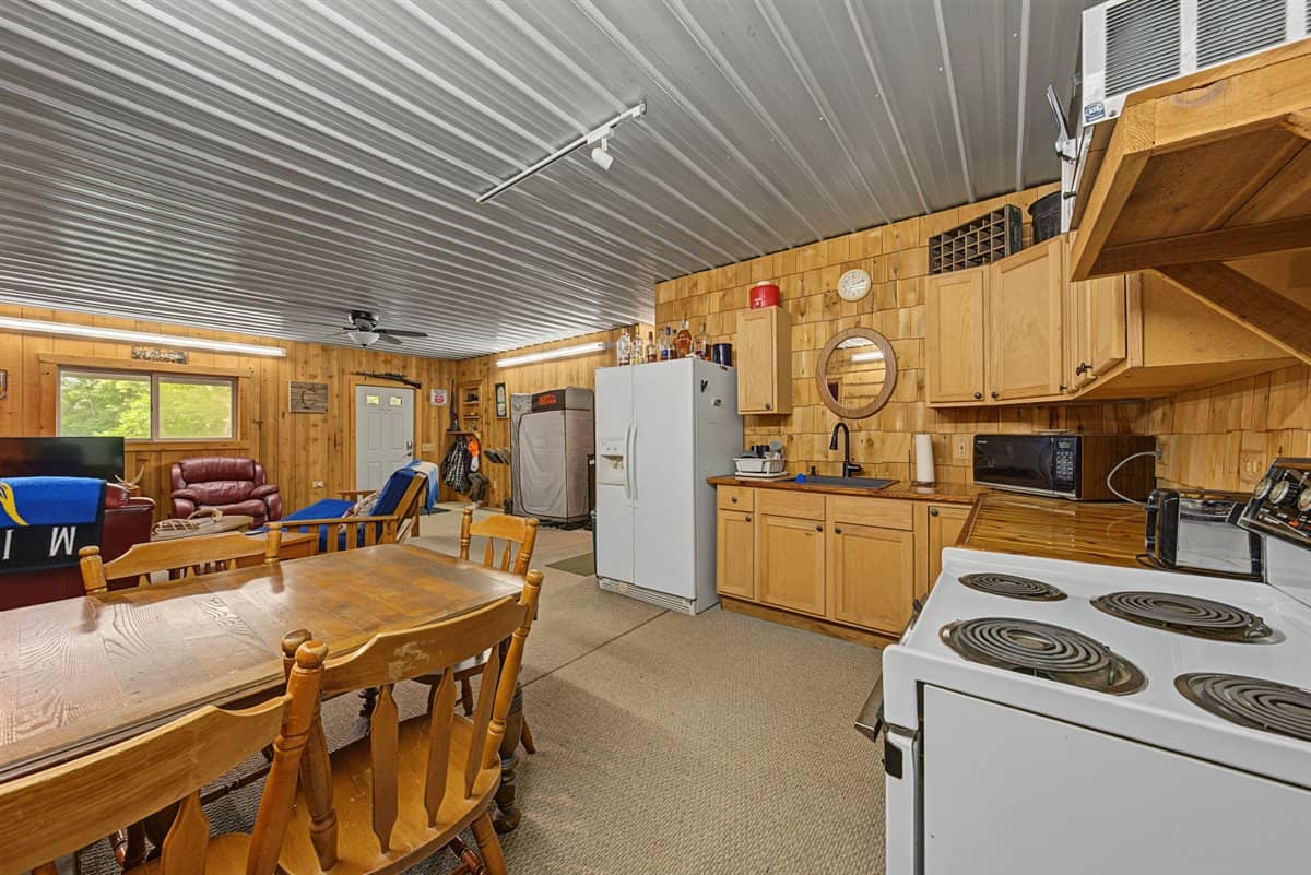 47± Acre Hunting Property with Cabin | Vernon County, Wisconsin
