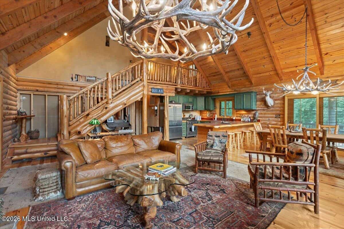 Log Cabin on 25 Acres with Ponds in Southwest MS