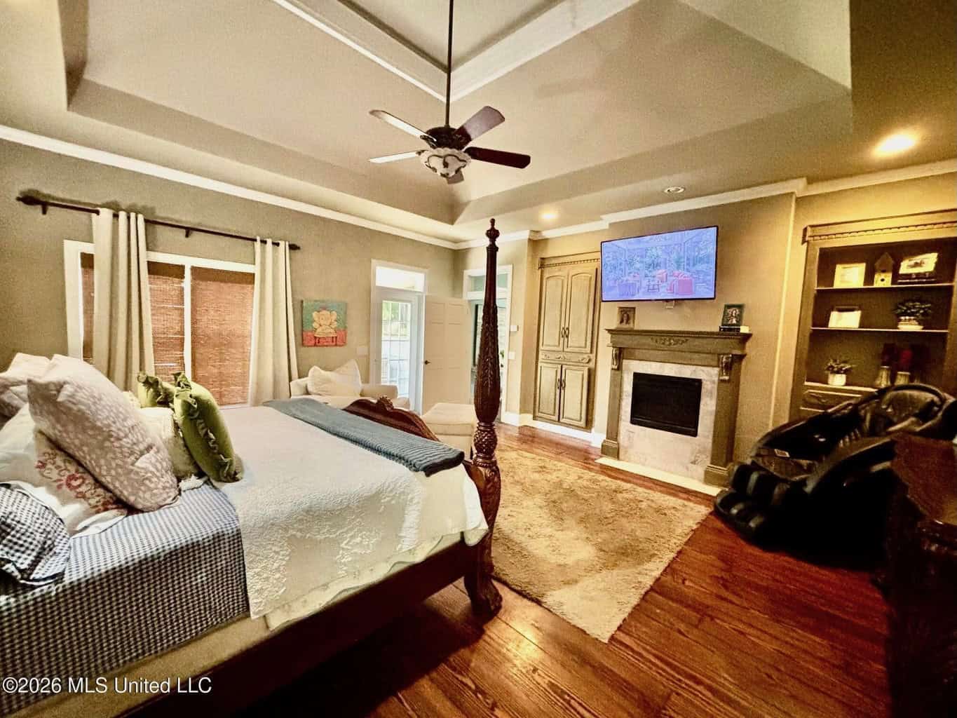 Luxury Country Estate on 70 Acres in Lawrence County