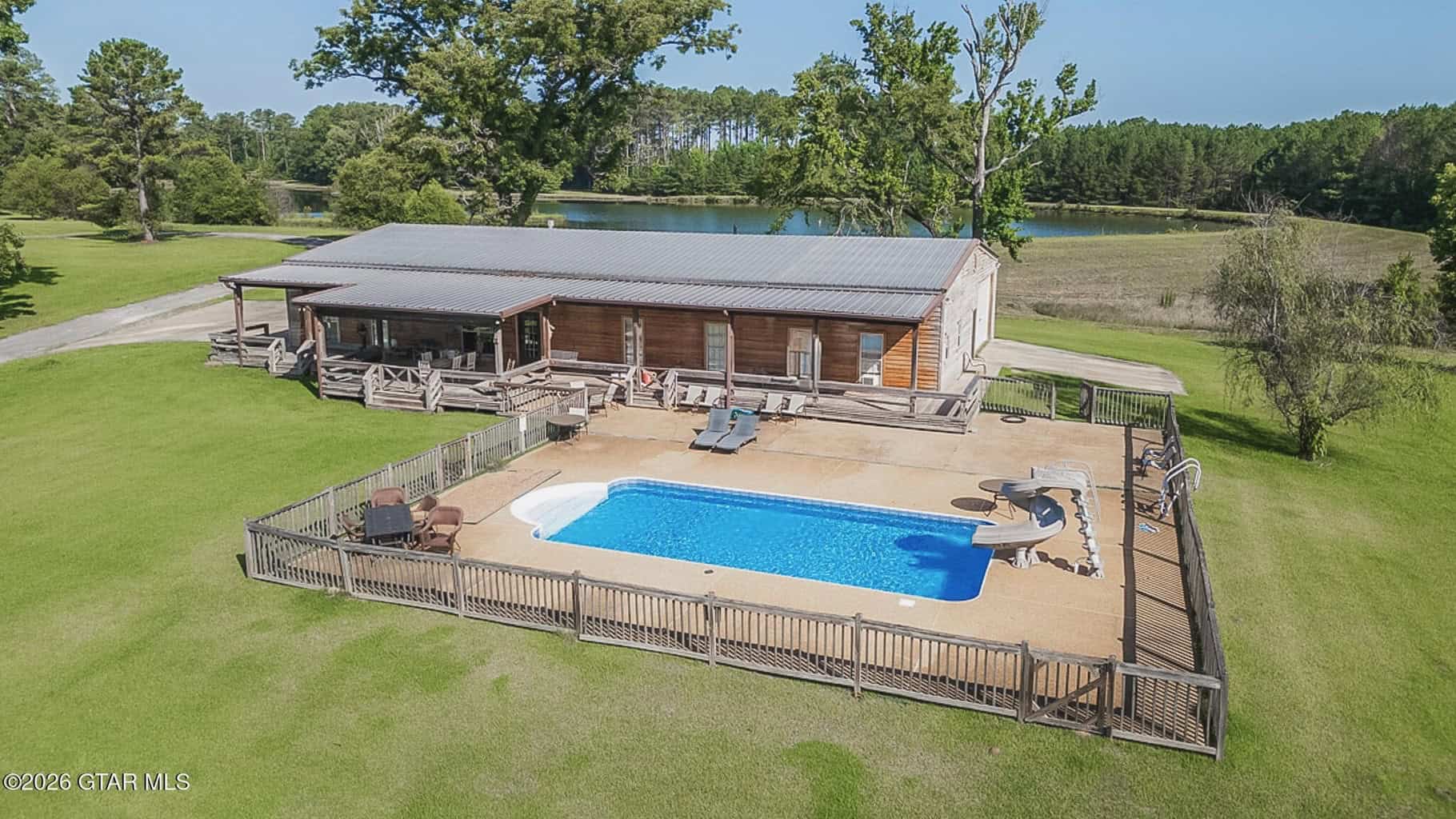 Trophy Bass Fishing and Hunting Property Starkville MS