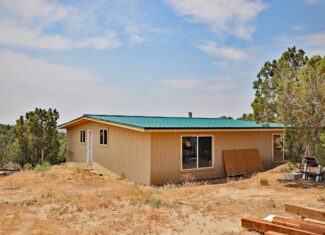 Cabin on 71 Acres in DeBeque Colorado