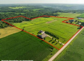 42+/- Acres with 4 Bedroom Home in Decorah IA