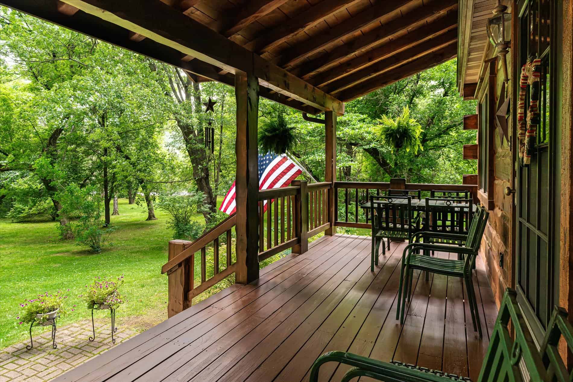 13.9 Wooded Acres, Log Home, SW Wisconsin Driftless Region For Sale