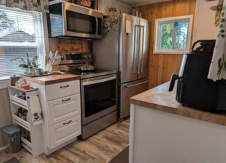 Updated Canada Creek Ranch Cabin on Three Lots Atlanta MI