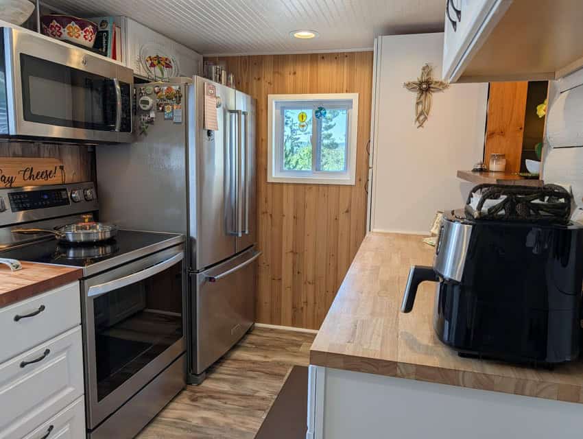 Updated Canada Creek Ranch Cabin on Three Lots Atlanta MI