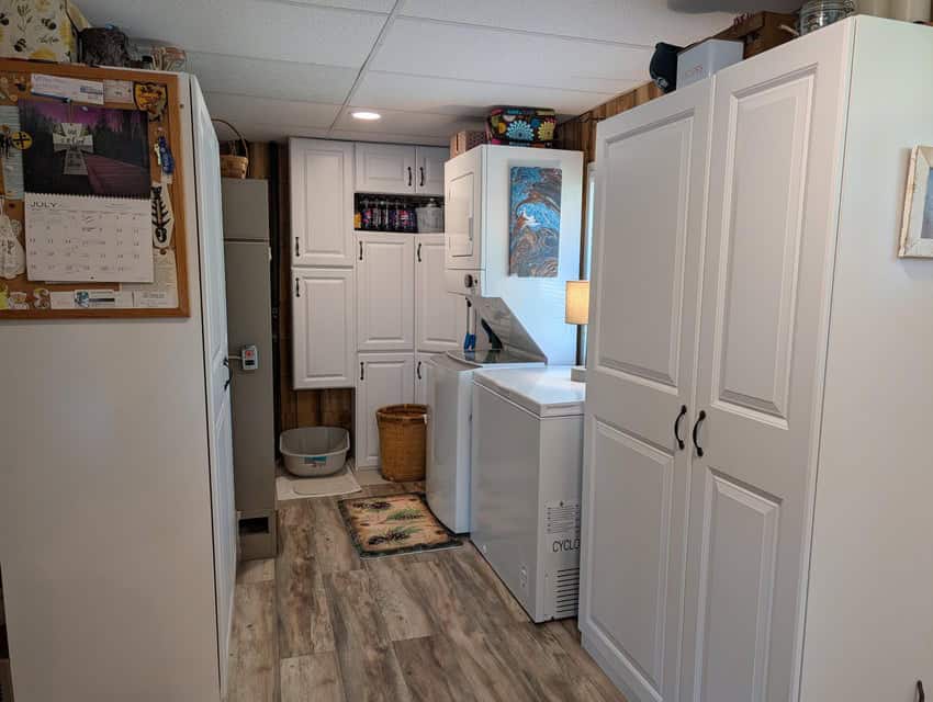 Updated Canada Creek Ranch Cabin on Three Lots Atlanta MI