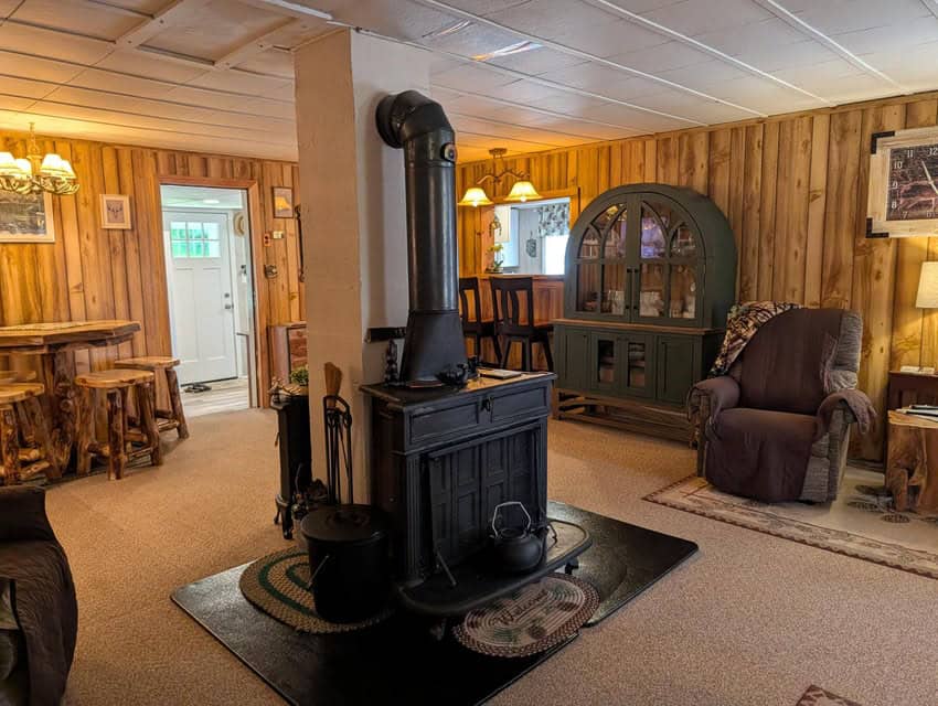 Updated Canada Creek Ranch Cabin on Three Lots Atlanta MI