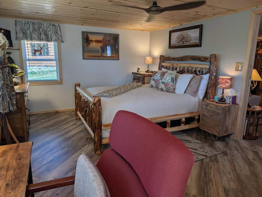 Updated Canada Creek Ranch Cabin on Three Lots Atlanta MI