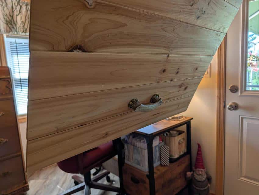 Updated Canada Creek Ranch Cabin on Three Lots Atlanta MI