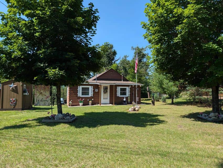 Updated Canada Creek Ranch Cabin on Three Lots Atlanta MI