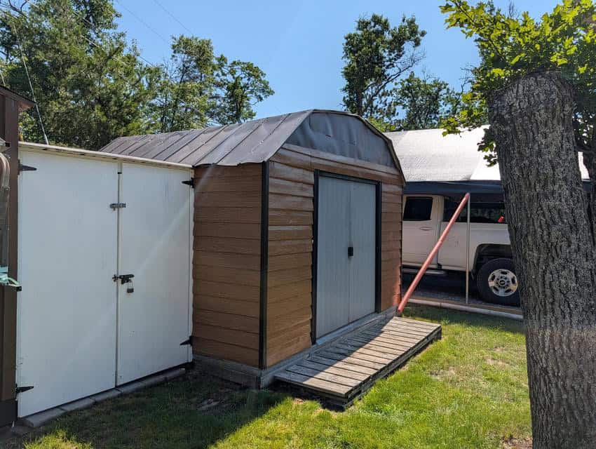 Updated Canada Creek Ranch Cabin on Three Lots Atlanta MI