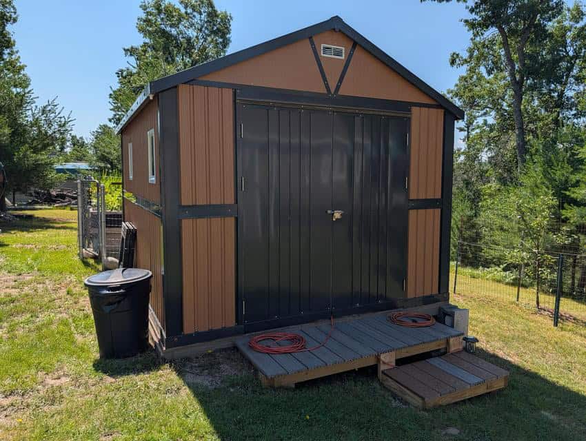 Updated Canada Creek Ranch Cabin on Three Lots Atlanta MI