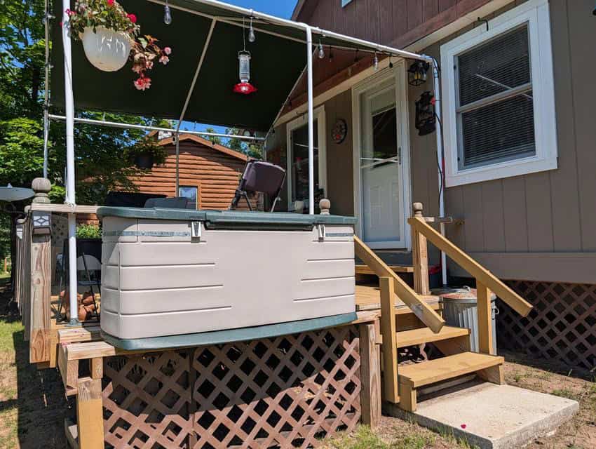Updated Canada Creek Ranch Cabin on Three Lots Atlanta MI
