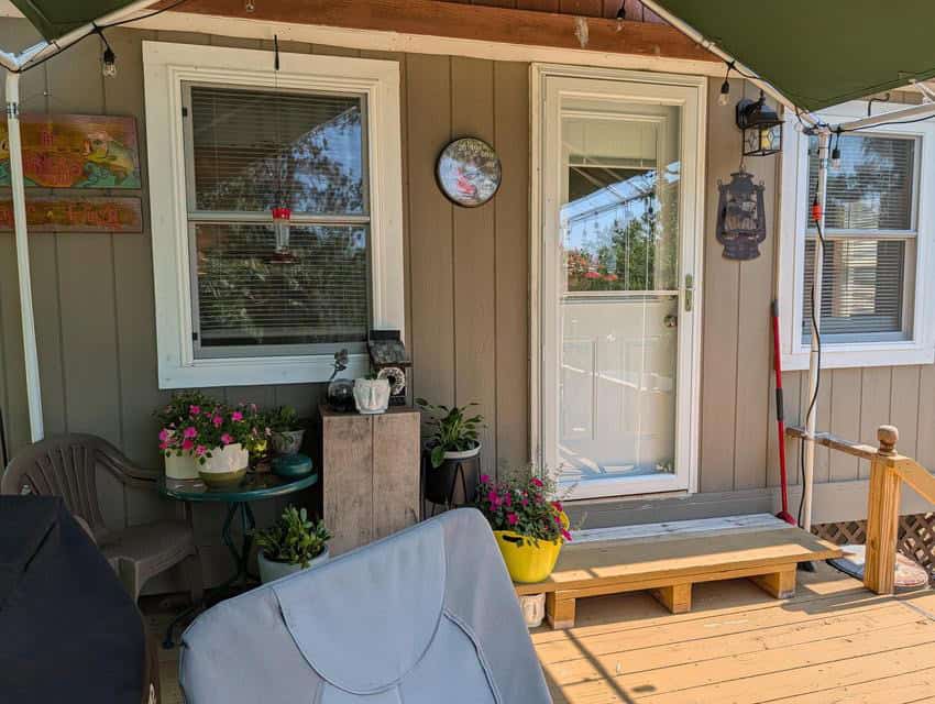 Updated Canada Creek Ranch Cabin on Three Lots Atlanta MI